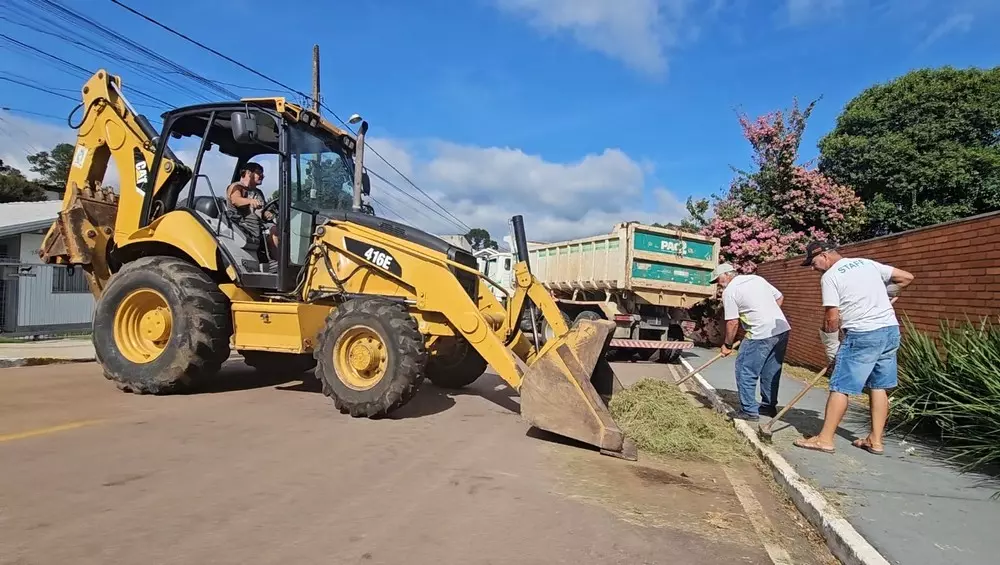 Rio Negro oferece serviço gratuito de coleta de resíduos de jardinagem
